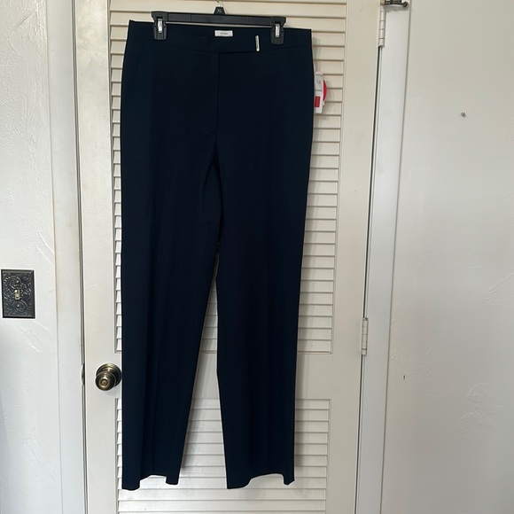 Liz Claiborne ANISSA SIZE 14 pants. Frat front. Navy Blue. Style REMU1495 - Picture 1 of 7